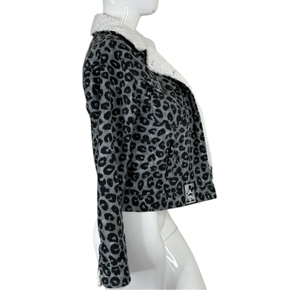 DISNEY Mickey Mouse leopard print grey black Sherpa shacket jacket crop coat S - Picture 14 of 17